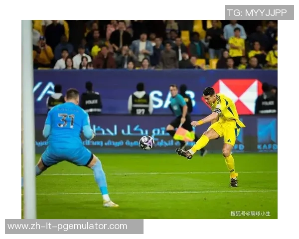 深度揭秘:足球巨星背后的训练与生活拷问,真相让人震惊